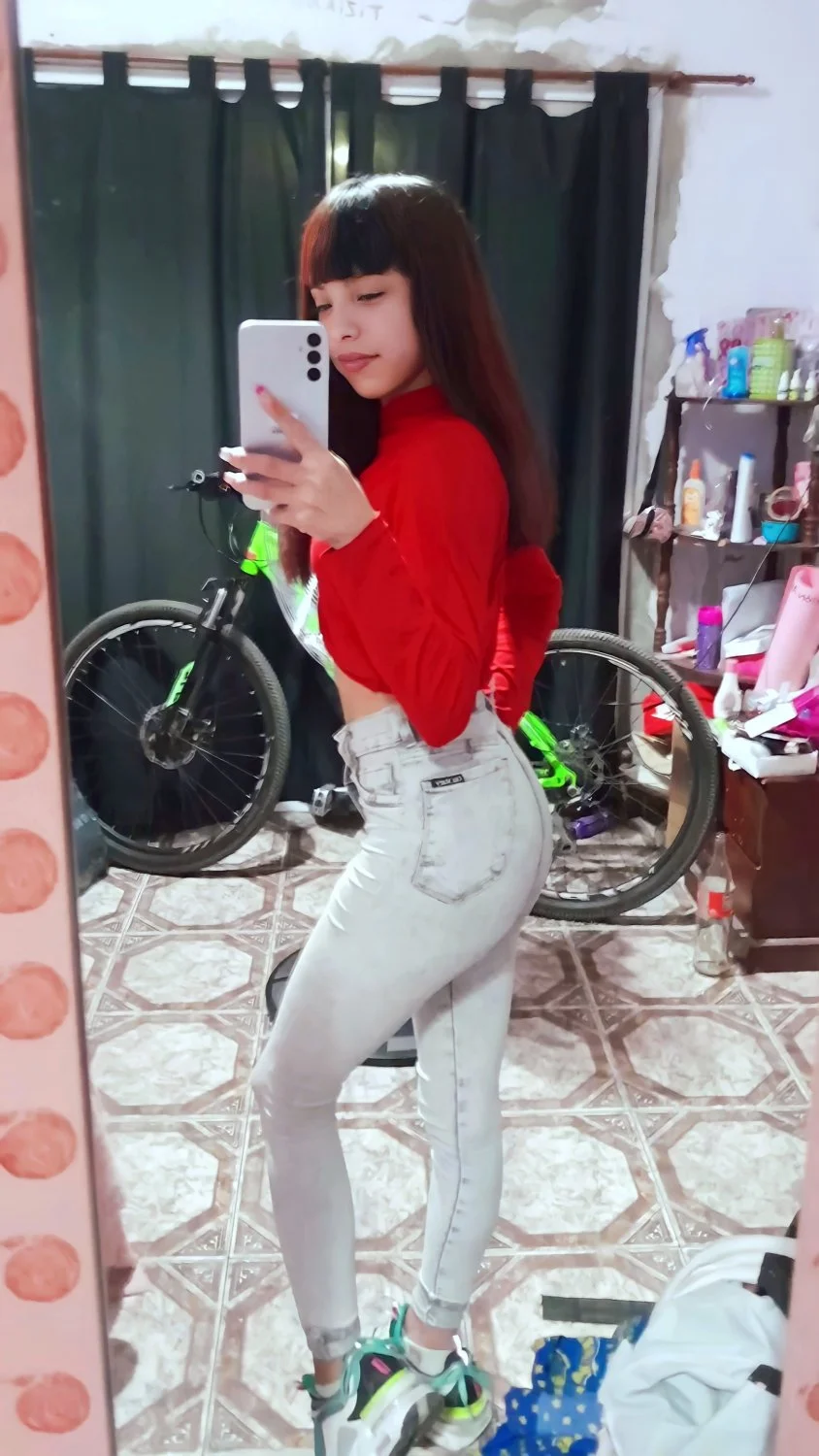 Camila image 7