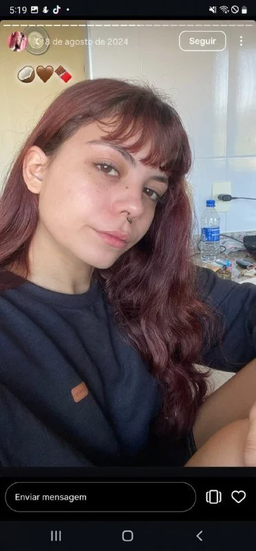 Putinha maconheira confiou no ex! novinha vazada caiu na net com o plug anal enfiado no cuzinho image 5