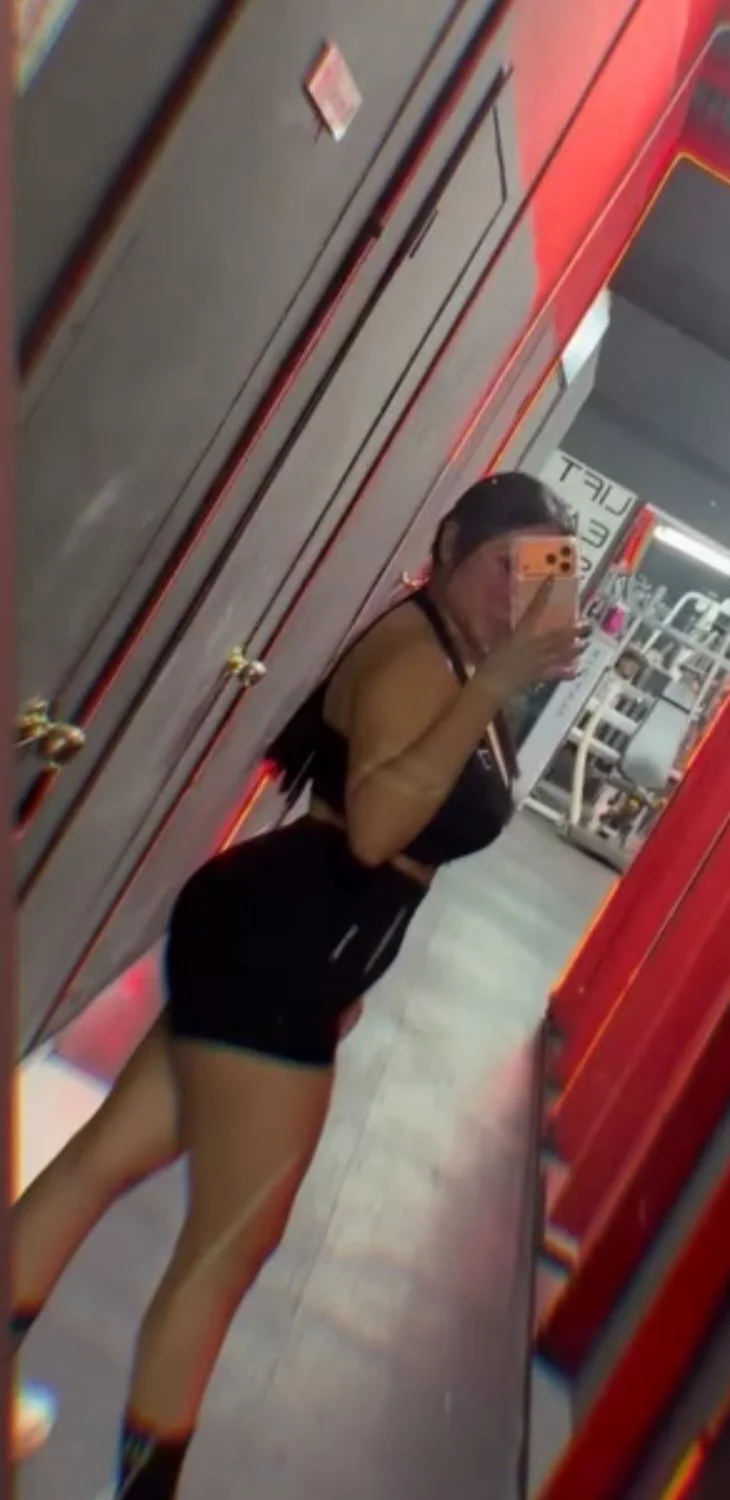 Rica girl puta sexy de gym hermosa image 9