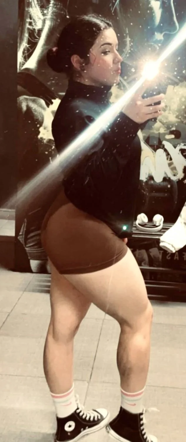 Putitas con rico culo image 19