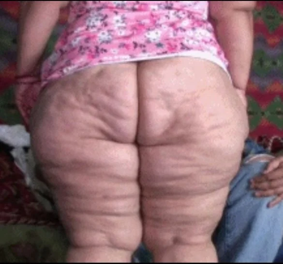 Th1cK matuR3 M3xicAn bBw b00tY !! image 39