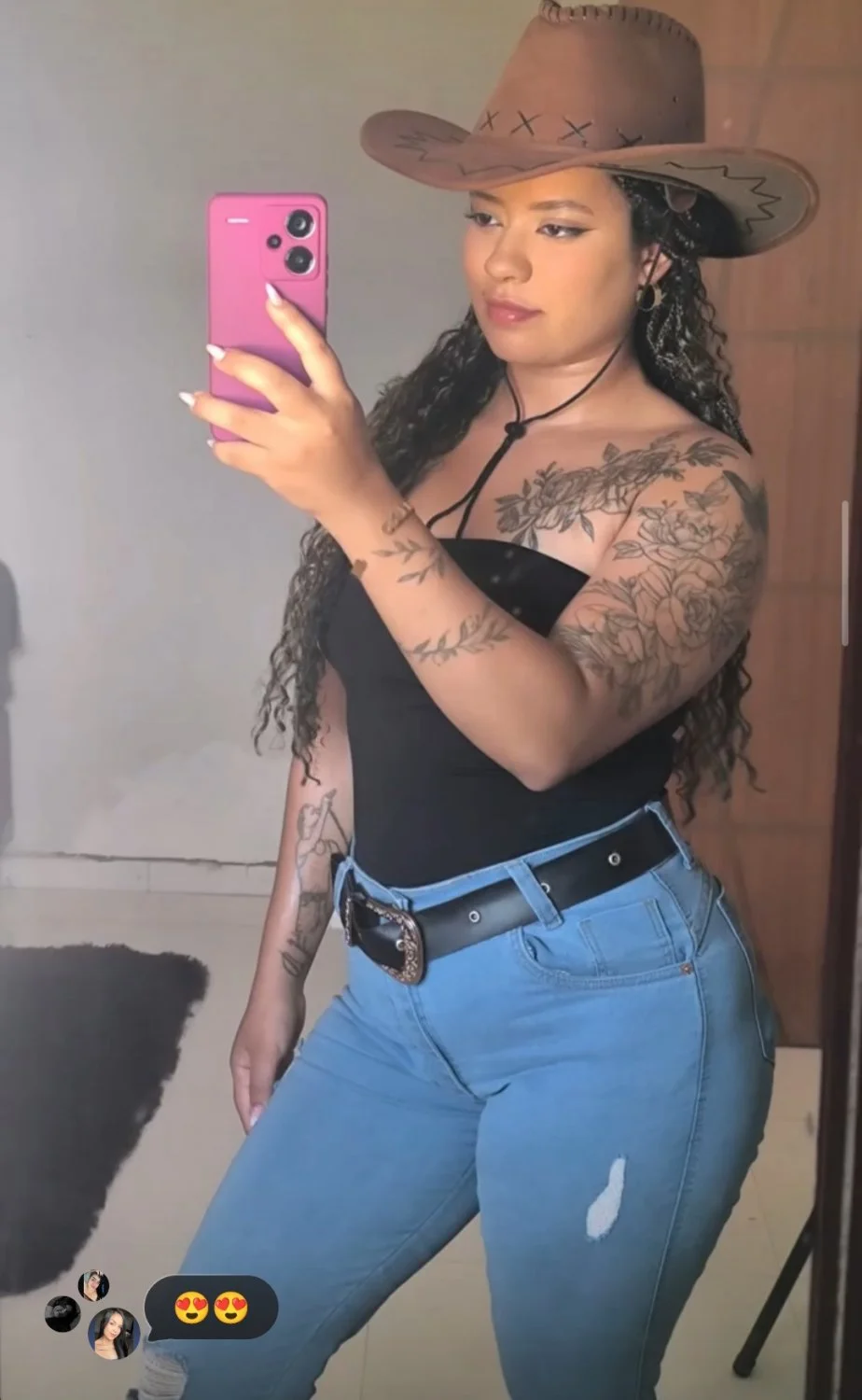 Mais uma puta alguém sabe se essa vagabunda tem oh teve mais vídeos? Conteúdo ( chama dm image 3