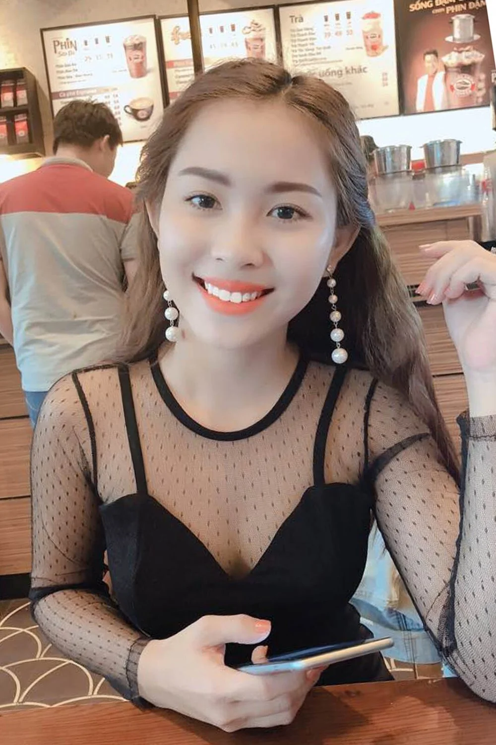 Model Yến Linh 2000 image 1