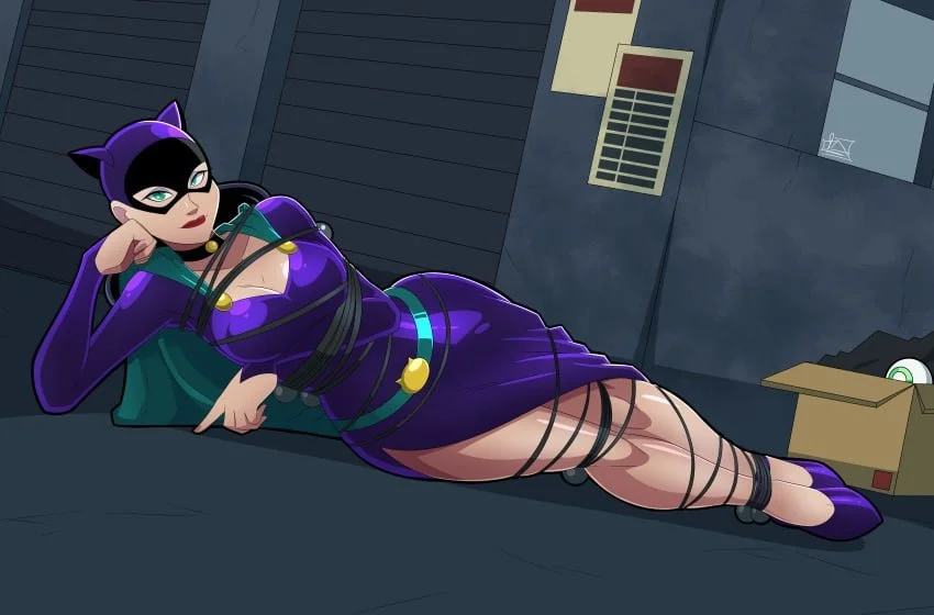 CATWOMAN: CAPED CRUSADER image 7