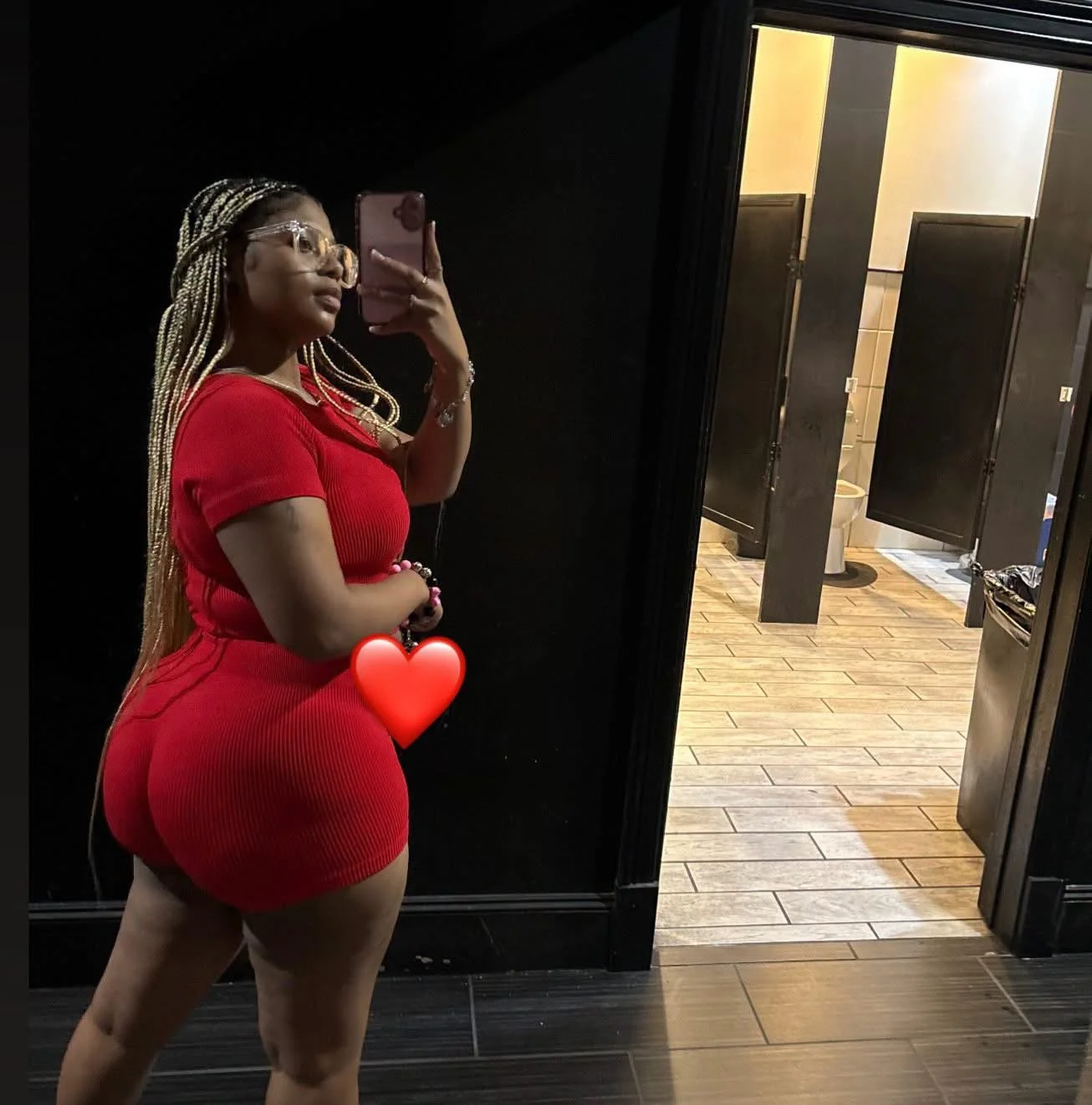 Ebony thic mix image 1