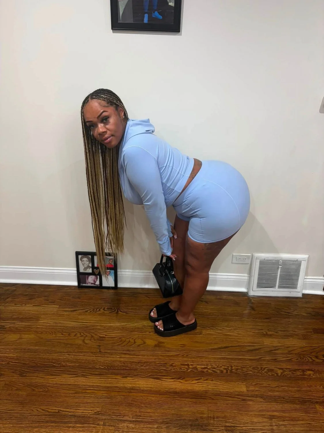 Ebony thic mix image 10