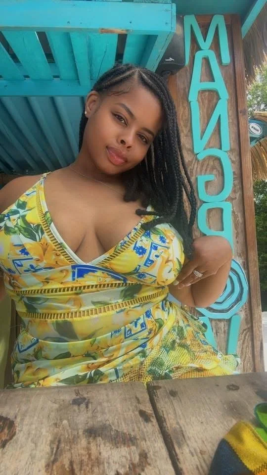 Ebony thic mix image 16