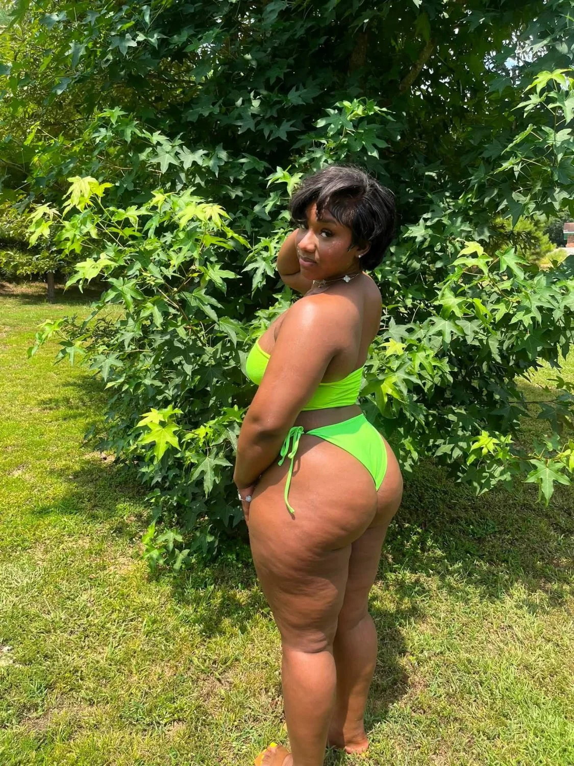 Ebony thic mix image 22