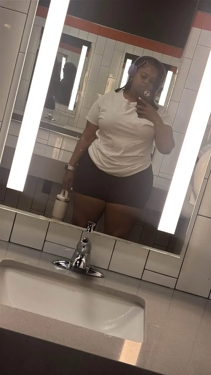 Ebony thic mix image 24