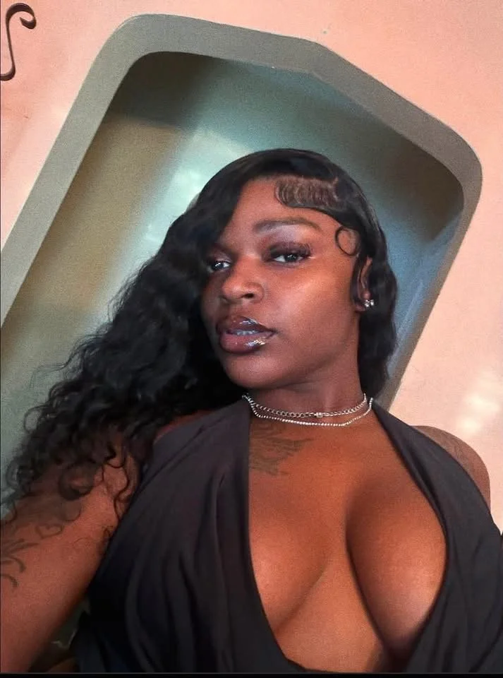 Ebony thic mix image 27