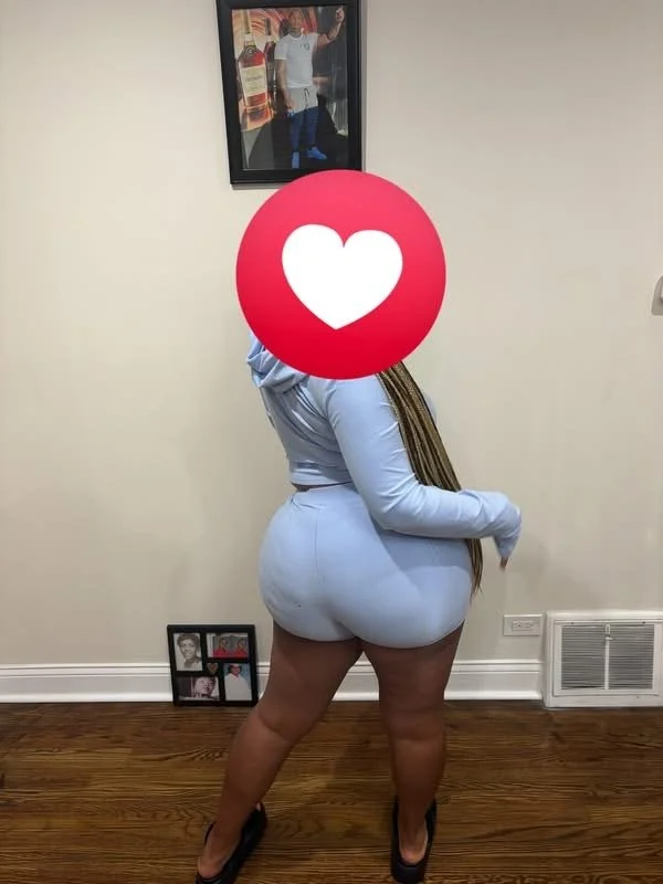 Ebony thic mix image 4