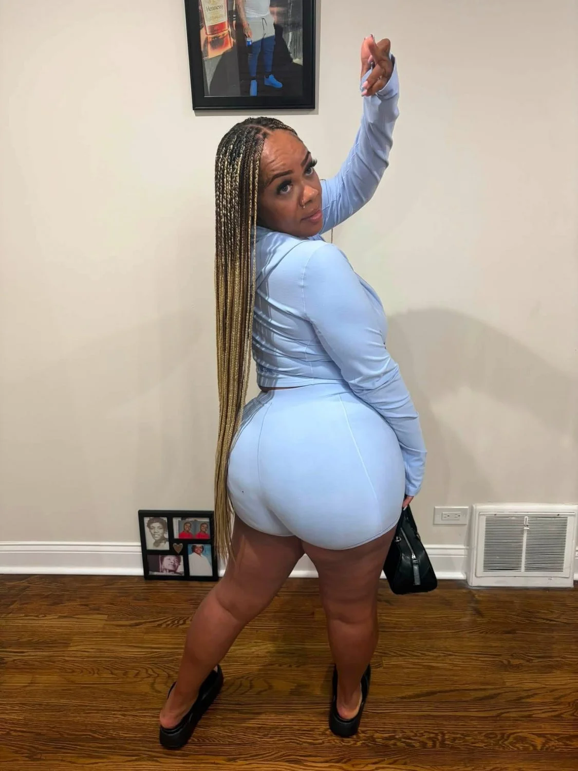 Ebony thic mix image 9