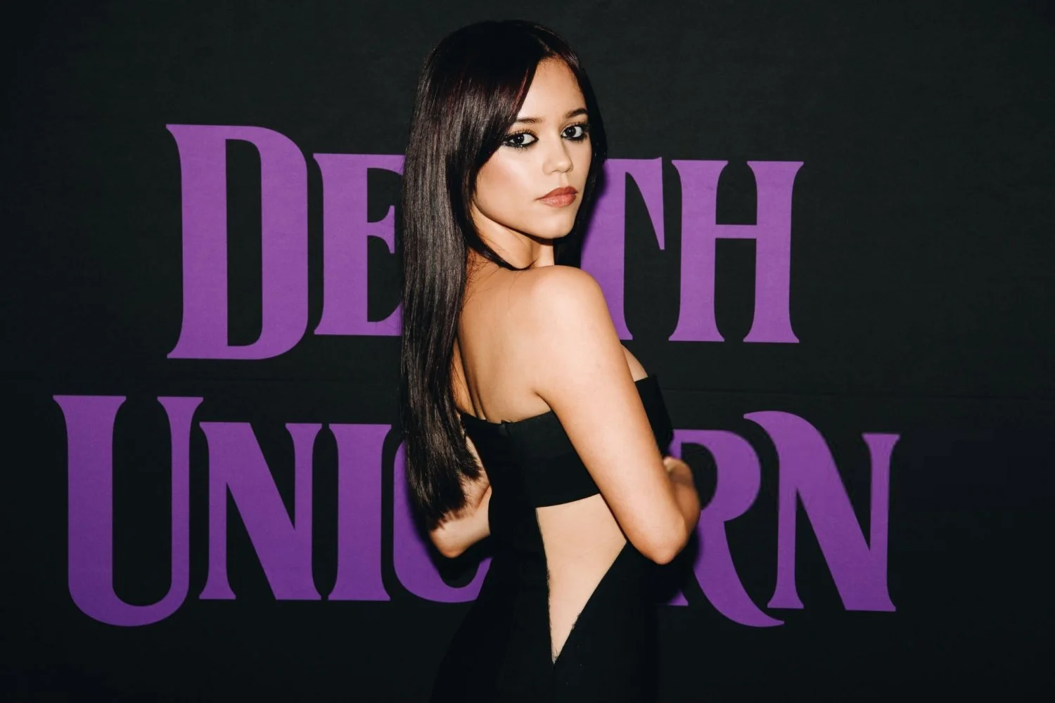 Jenna Ortega...so pretty and sexy in black image 4