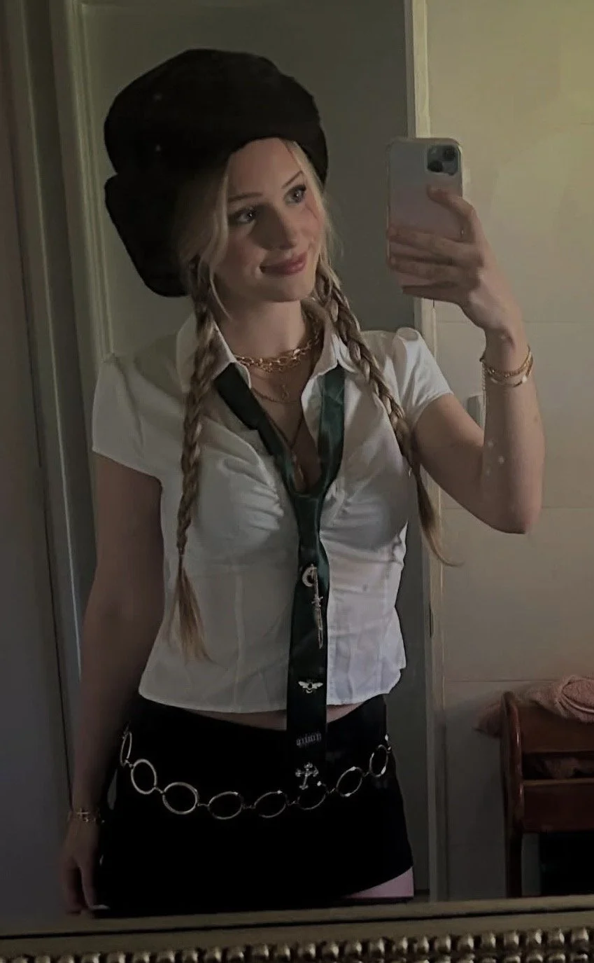 Zoe Canadian Toronto University Blonde Beautiful Cute Face Teen Slutty Cutie image 7