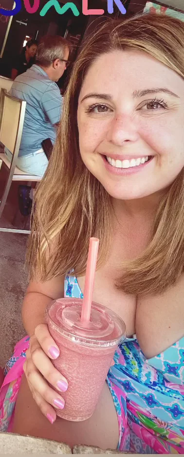 Lindsay McCoy milf newsbabe with big tits image 4