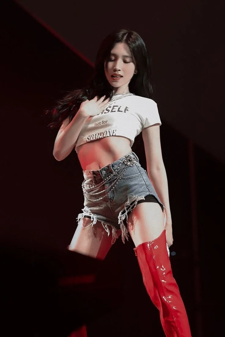 Mina (Twice) Pictures 1 📷 image 26