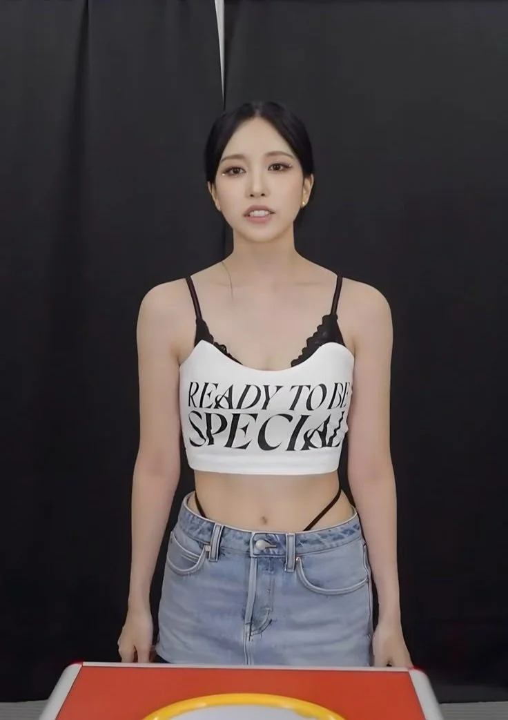 Mina (Twice) Pictures 1 📷 image 30