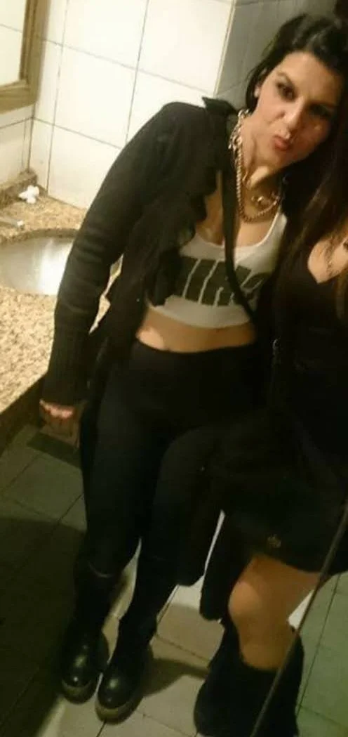 Madre muy putita. image 3