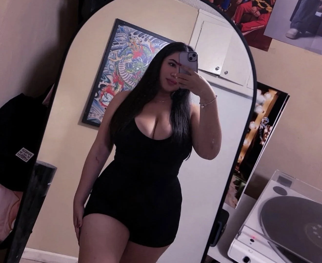 Latina melonys huge tits image 4