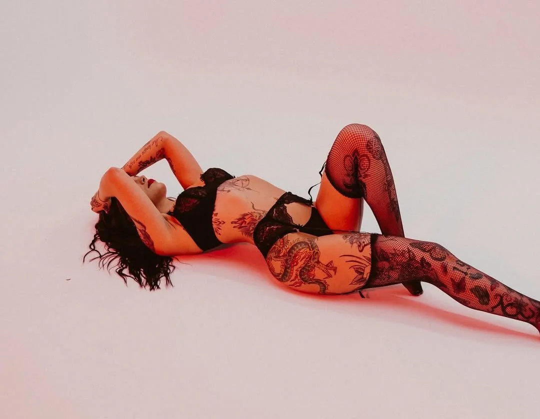 MS - Spokane's Tatted MILF image 6