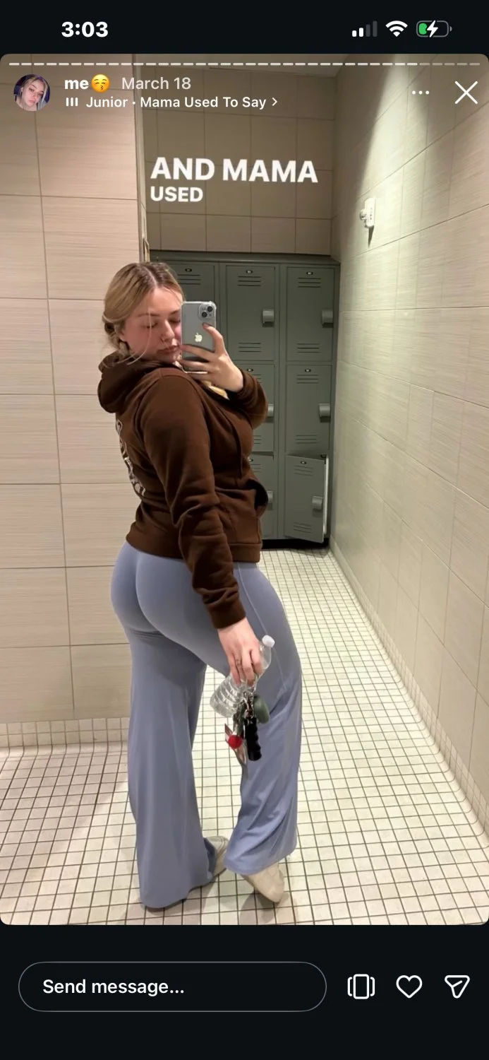 Slutty Snowbunny loves dick main image