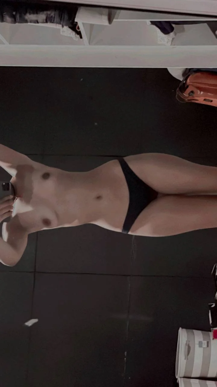 Gym girl leaked image 3
