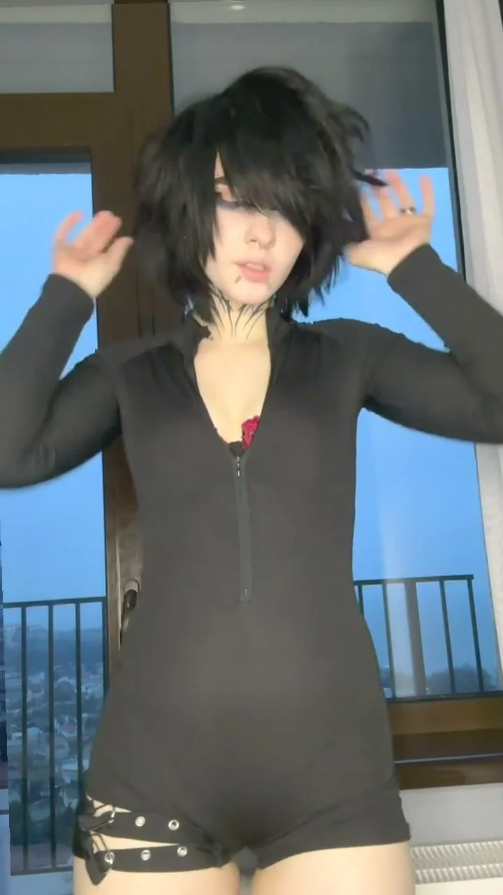 🔞 hot slut round ass orgasming nude tight pussy 😈🍑 OF image 4
