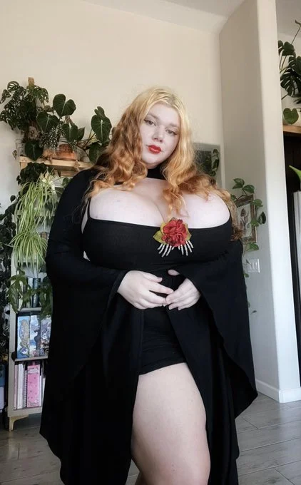 Busty Penny image 25