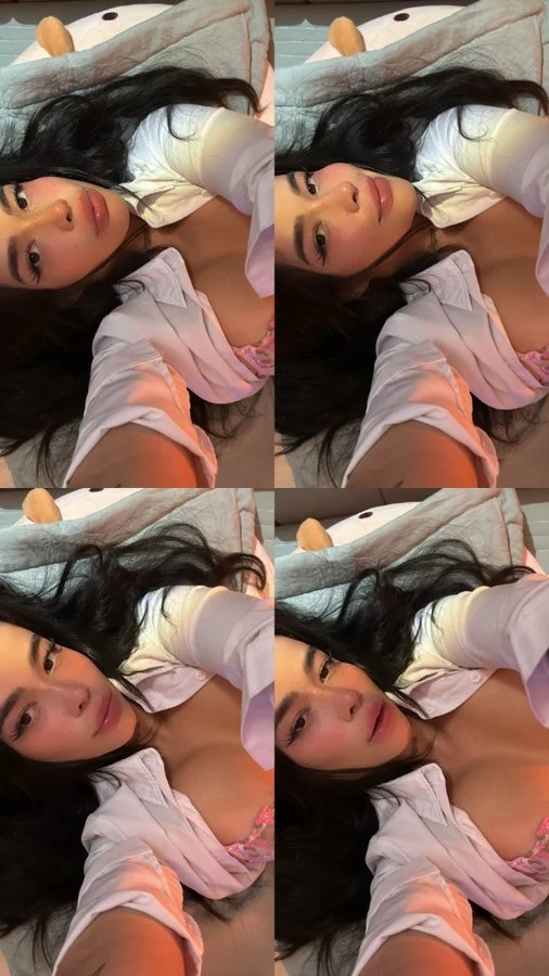 TikTok E-girl with cosplay nudes image 2
