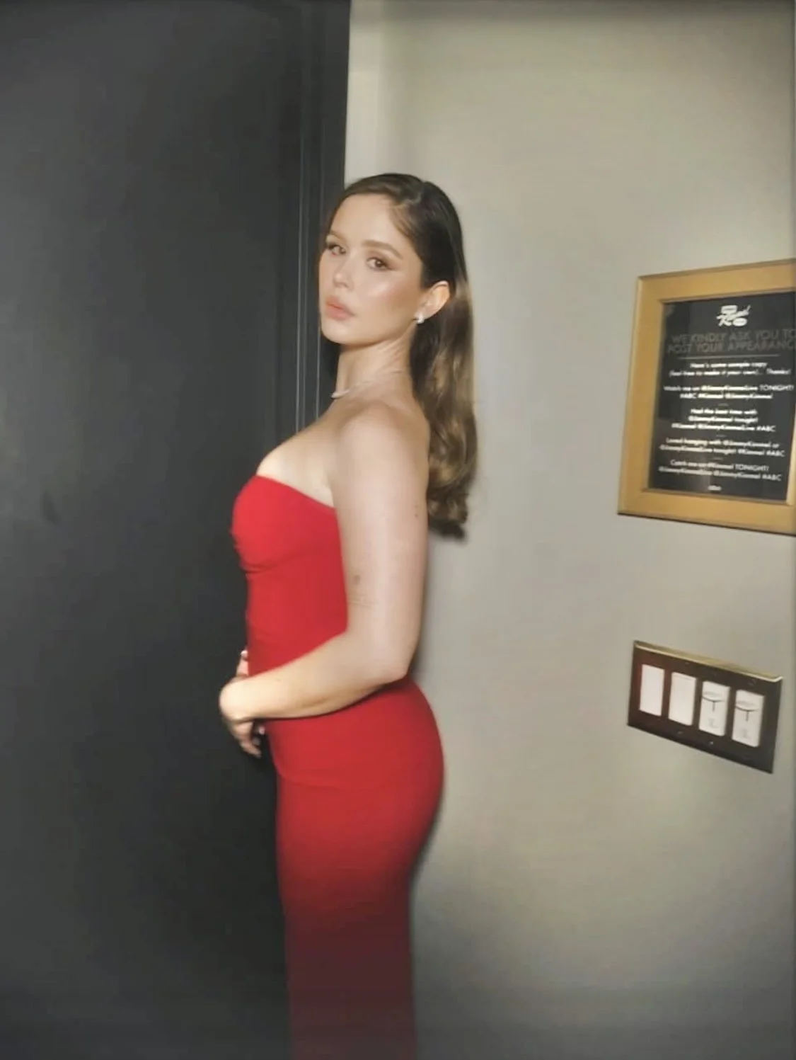 erinelair image 2