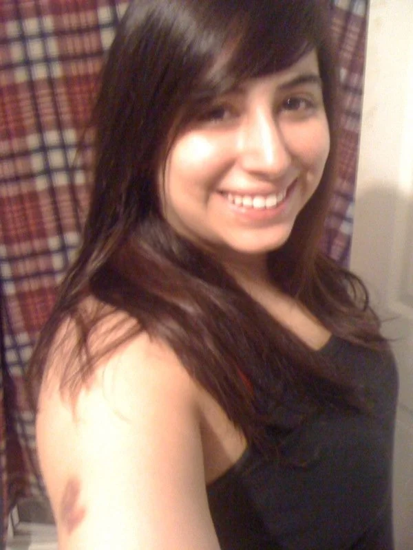 Courtney image 16
