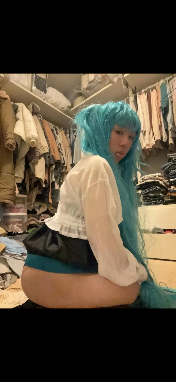 Chase 18yo BNWO sissy slut from Korea image 9