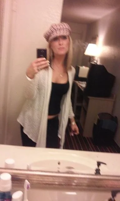 40 yr wife exposed image 5