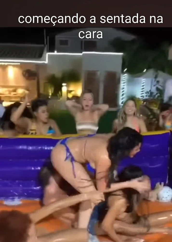 EMILY GARCIA VICIADA EM SEXO image 2