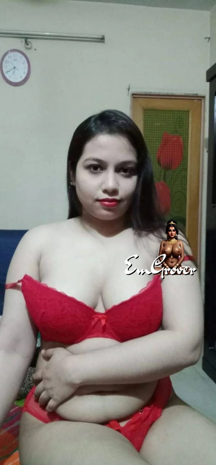 Indian desi sexy aunty image 13