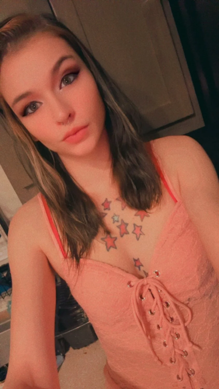 Would eat my pawg ass ? image 2