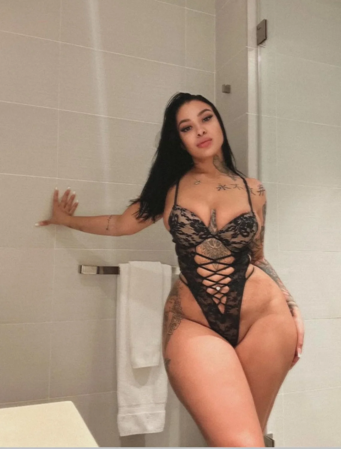 Another expensive peace of pussy image 11