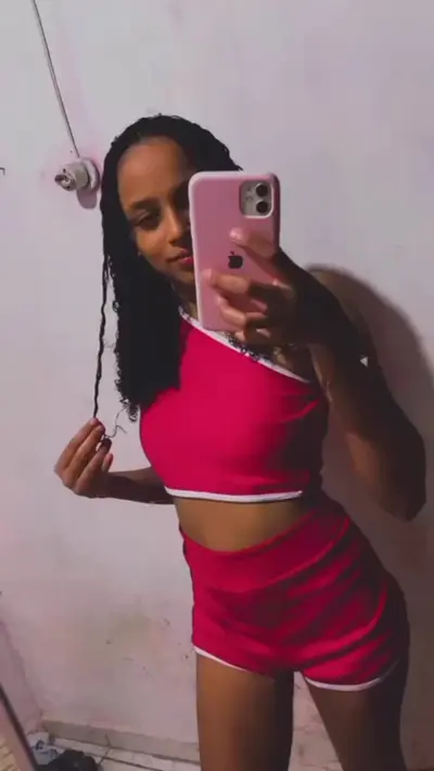 Safadinha exibida vazada cover image