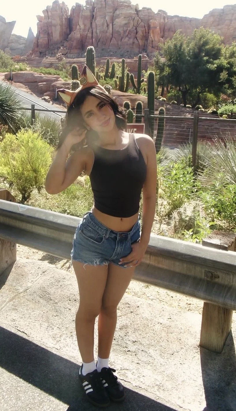 My friend Makayla leaks (559) (barely legal teen) image 9