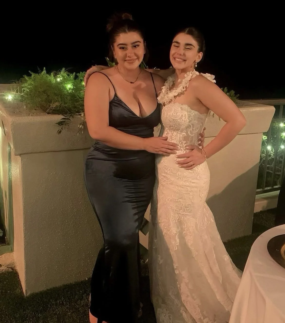 This fool wifey is a baddie with a natural fat booty image 11
