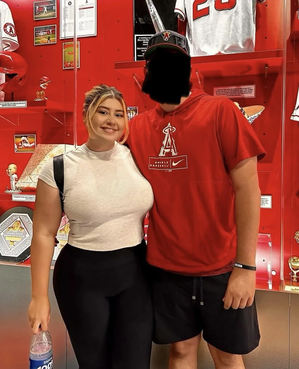 This fool wifey is a baddie with a natural fat booty image 15