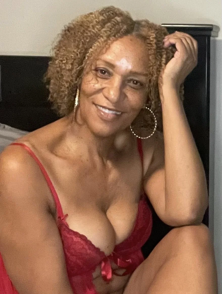 Sandra L Berry Sexy main image