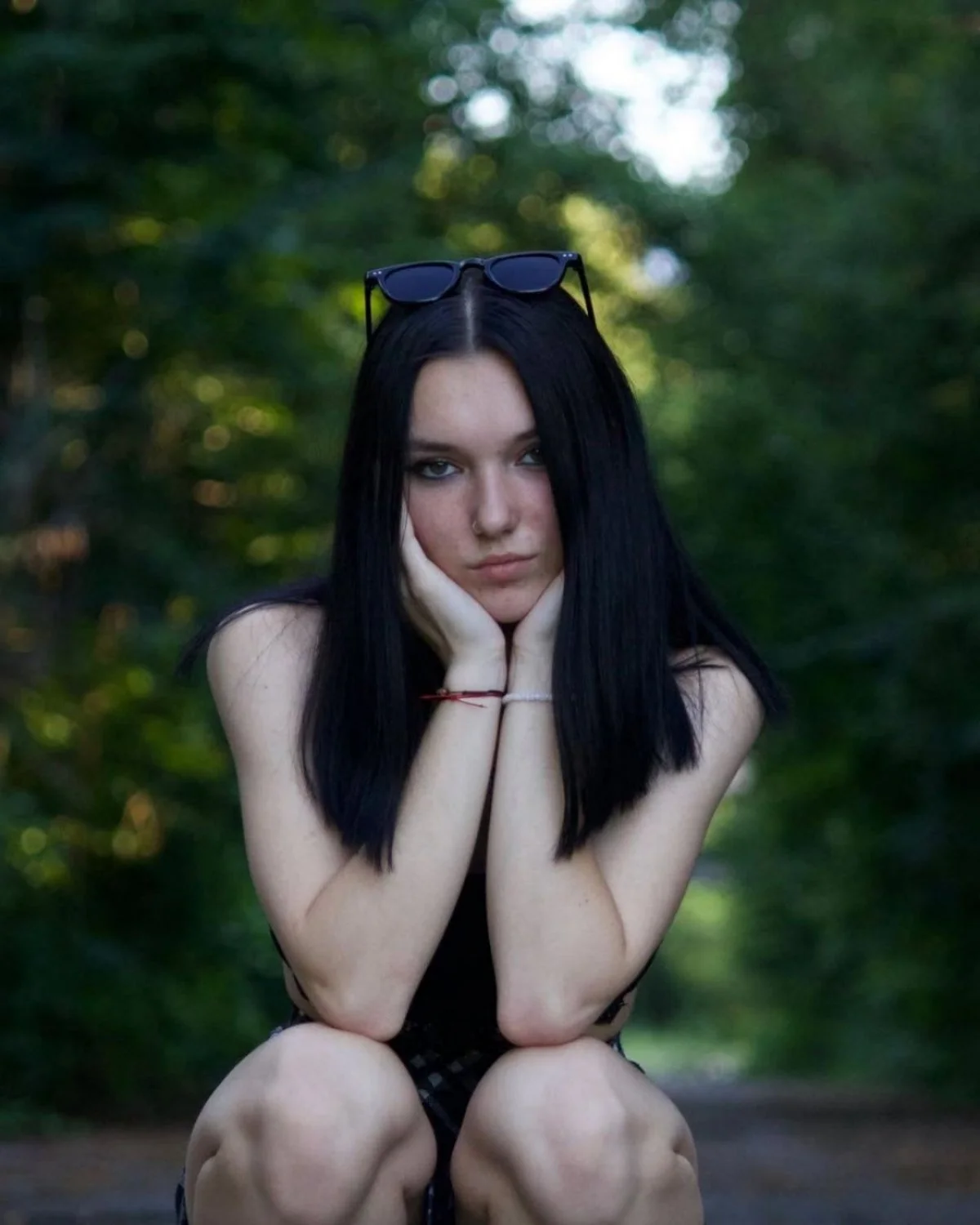 Another irl from Kik layider image 9