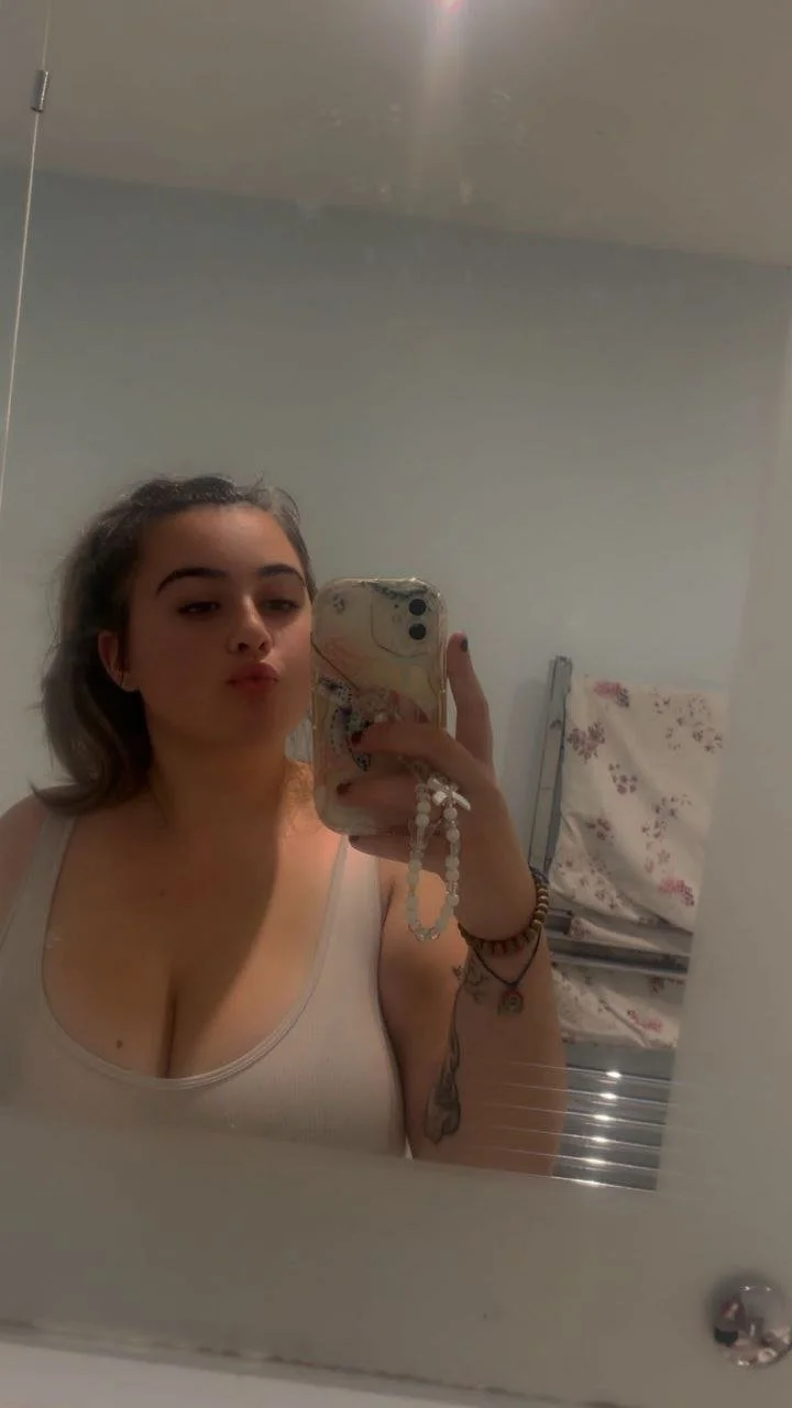 Bath slut gf Lily from the UK image 18