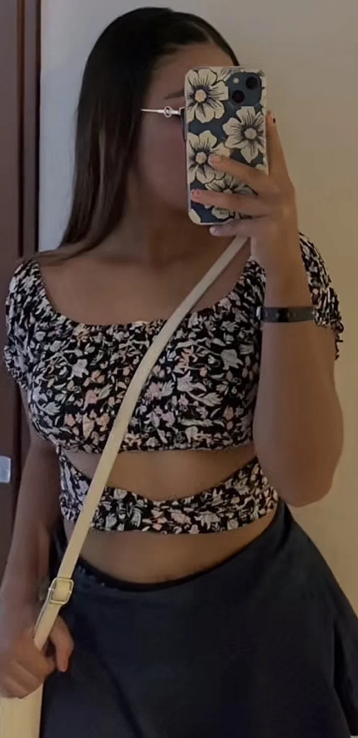 La putita de Isa le encanta deslechar desconocidos image 9