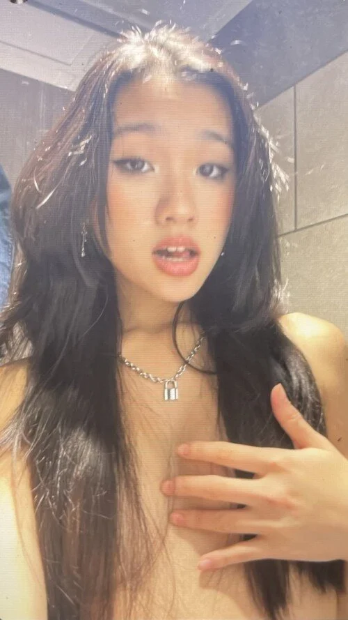 Asian teen TikTok slut leaked. Ahegao face Abg image 3