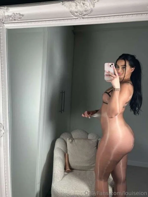 Thick White girl main image