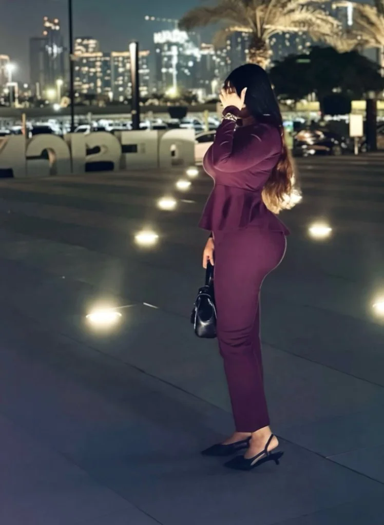 Bangladeshi chubby sexy girl in Dubai image 7