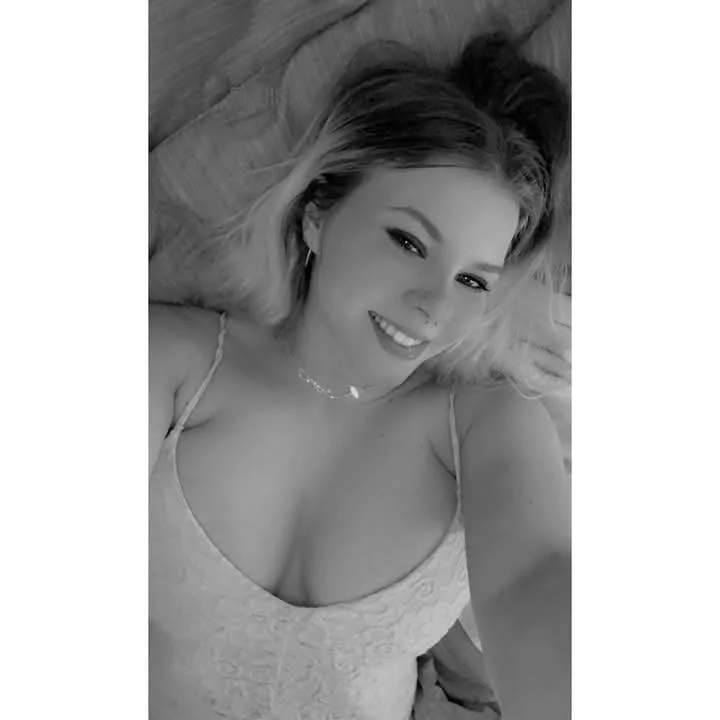 Gellisa from Albion is sexy asf image 14