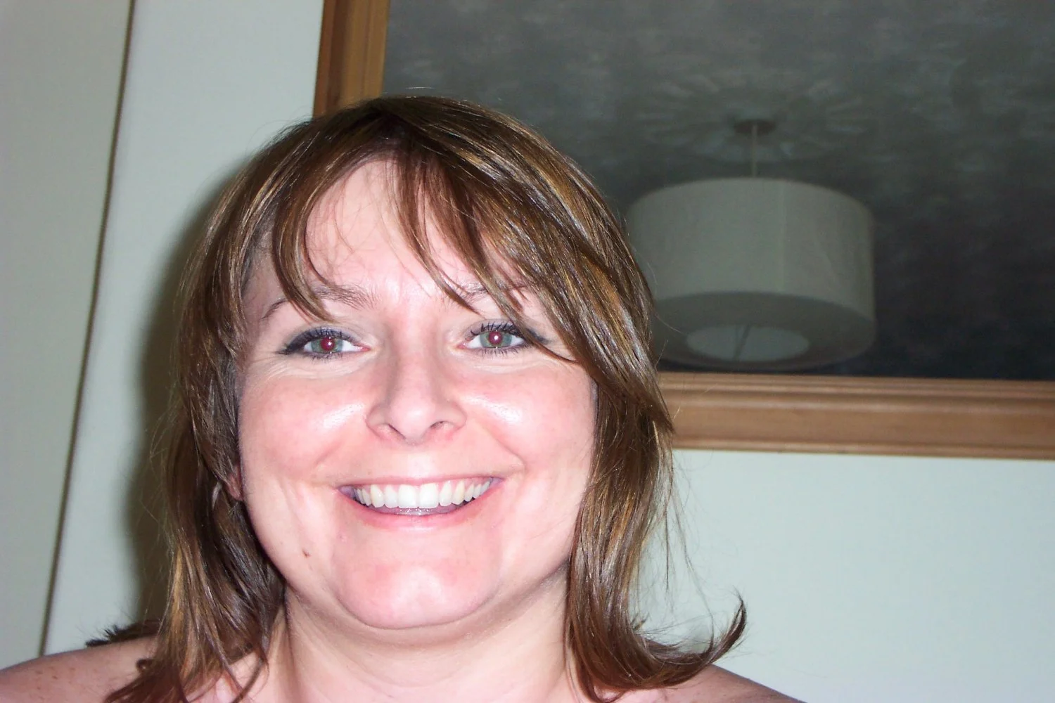 Brunette MILF image 19